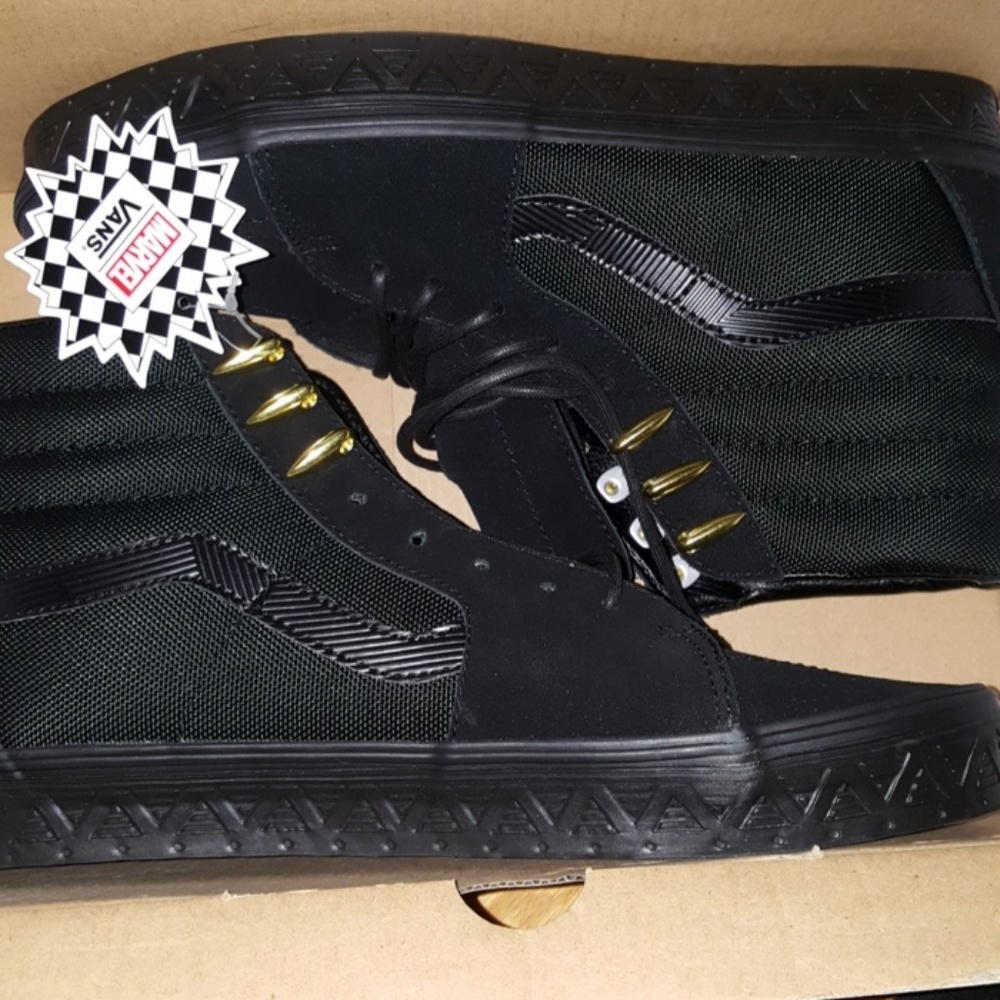 Black Panther Vans